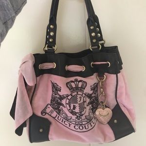 Juicy couture pink purse!